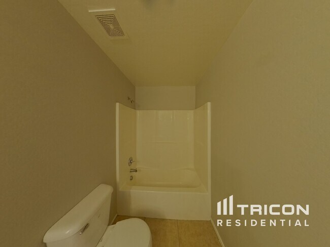 Building Photo - 17679 N Avelino Dr