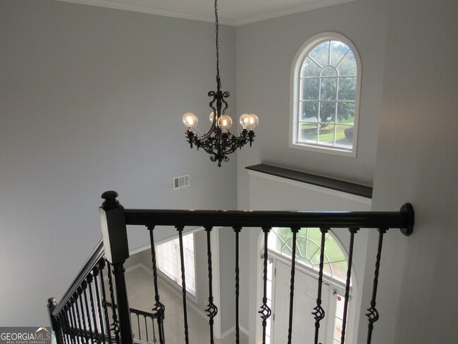 Building Photo - 305 Sunderland Cir
