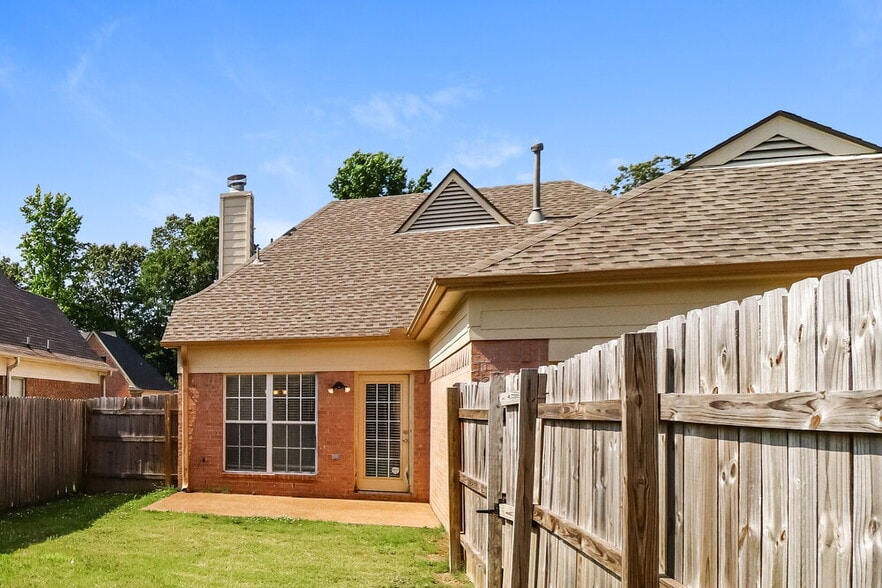Building Photo - 9165 Acadia Pl