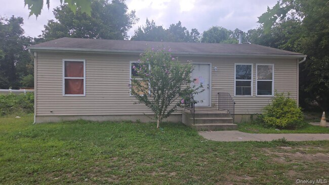 Primary Photo - 542 Macdonald Ave