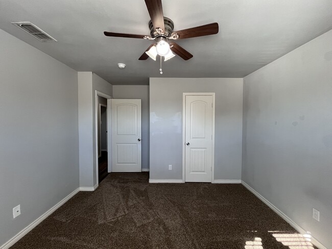 Building Photo - 3422 Itasca St