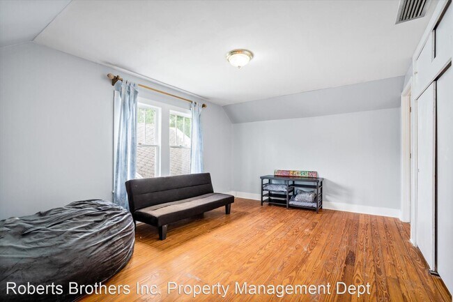 Building Photo - 4 br, 2 bath House - 263 Seminole Street