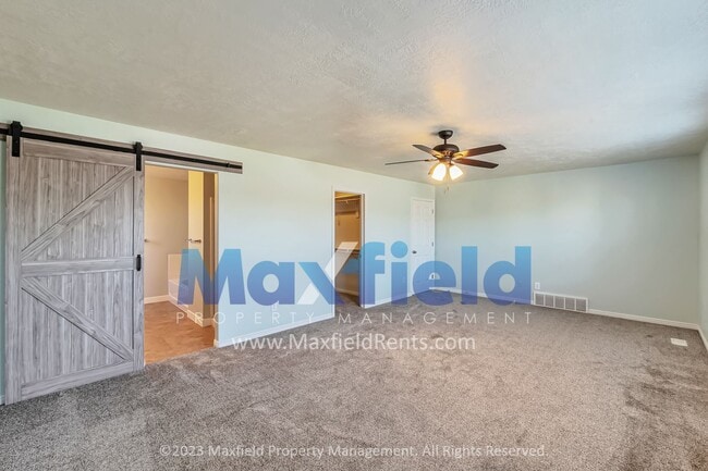Building Photo - Lehi 4 BD 2.5 BA 2 GA - Fenced Yard