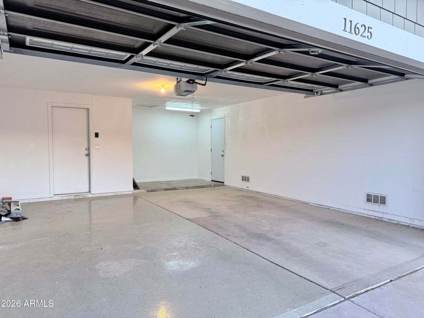 Epoxy flooring - 11625 S Mohave St