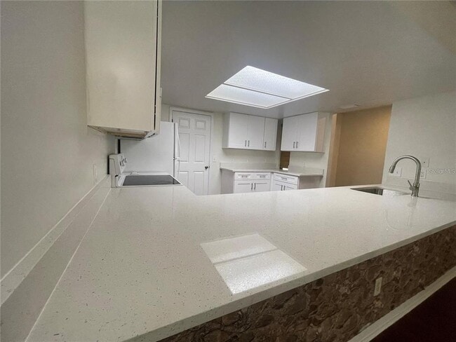 Building Photo - 18302 Aintree Ct