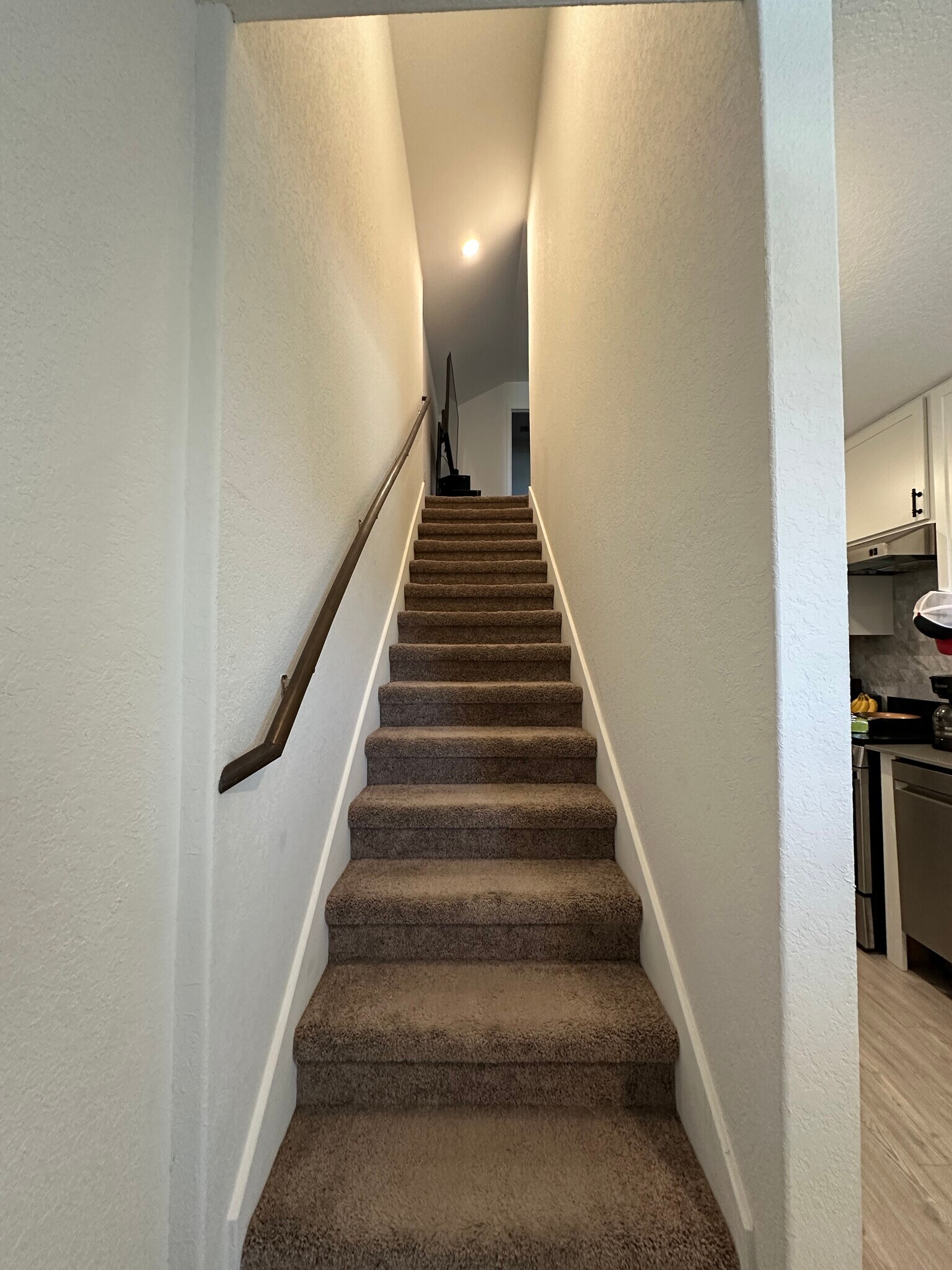 Building Photo - 7148 Elm Cv