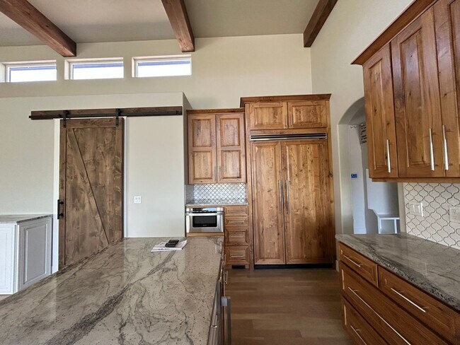 Building Photo - Luxury Living in StarView Estates - 4.98 A...