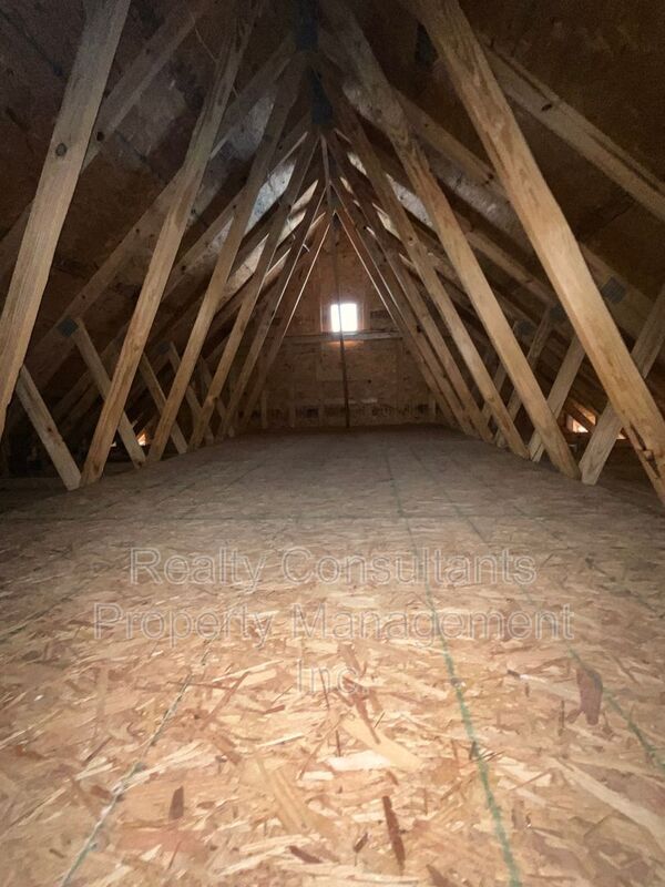 Building Photo - 6143 Trotting Pl