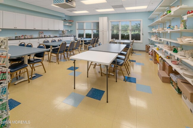 Building Photo - 104 Mirage Blvd