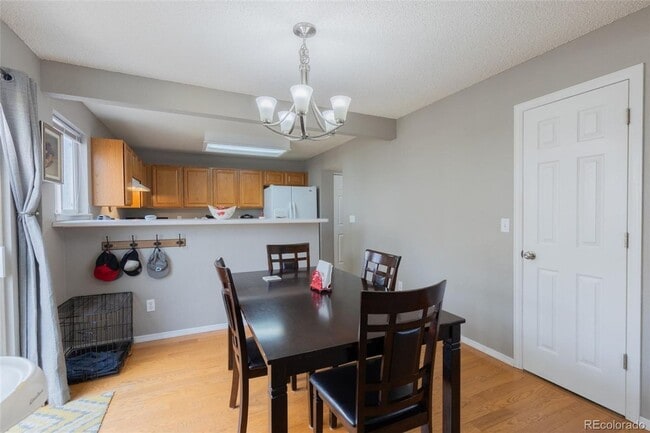 Building Photo - Gorgeous 4bd/3 ½ba in Quiet Broomfield Neighborhood!