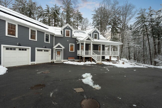 Building Photo - Keystone