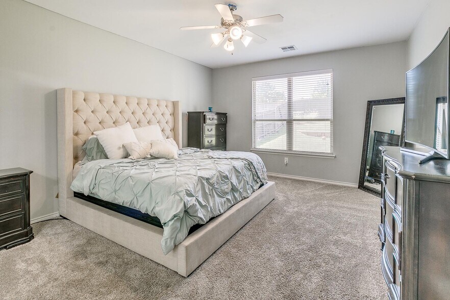 Building Photo - 3428 NW 176th St