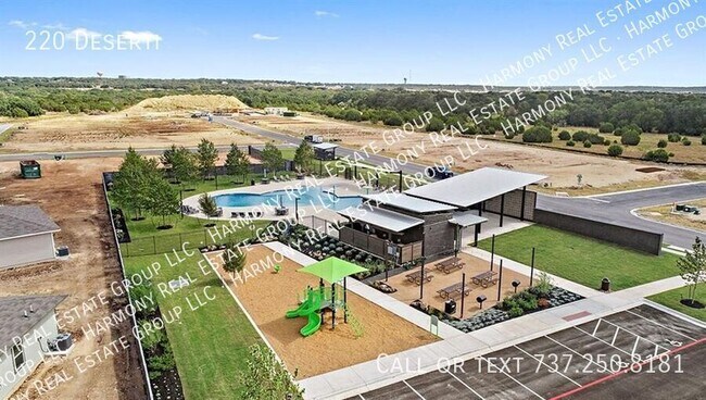 Building Photo - 220 Deserti-