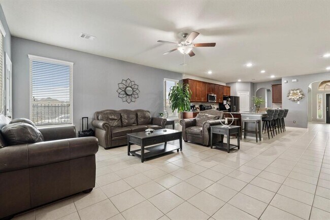 Building Photo - 24335 Kee Cresta Ct