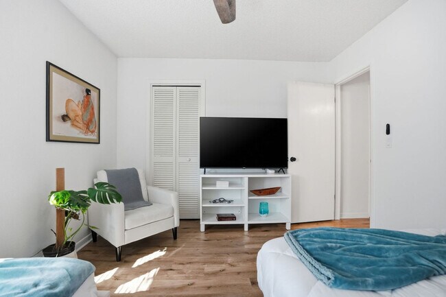 Building Photo - 13609 Heritage Way