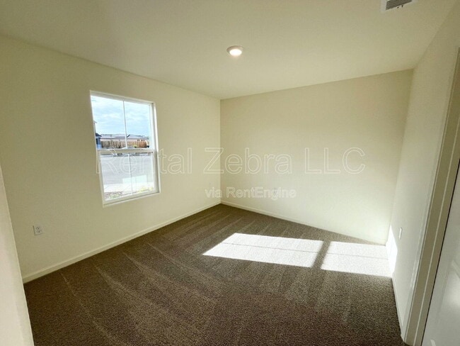 Building Photo - 356 Halisan Ct