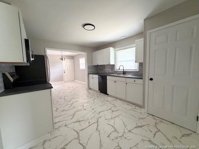 Building Photo - 909 Sandalwood Dr