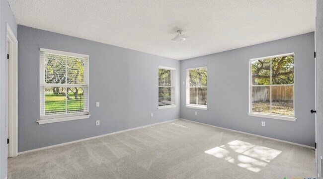 Building Photo - 1723-1712 12th St