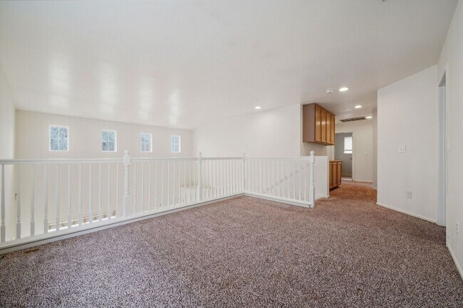 Building Photo - 1263 Montgomery Ln