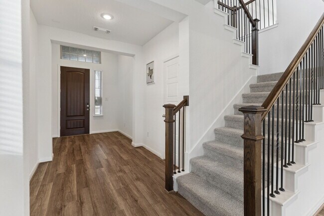 Building Photo - 12528 Gunsbach Wy