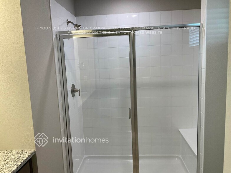 Building Photo - 11755 Mission Peak Pl