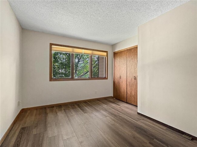 Building Photo - 5801 W 99th St