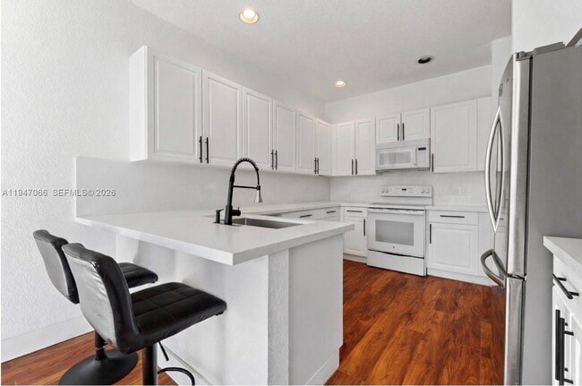 Building Photo - 836 SW 154th Path