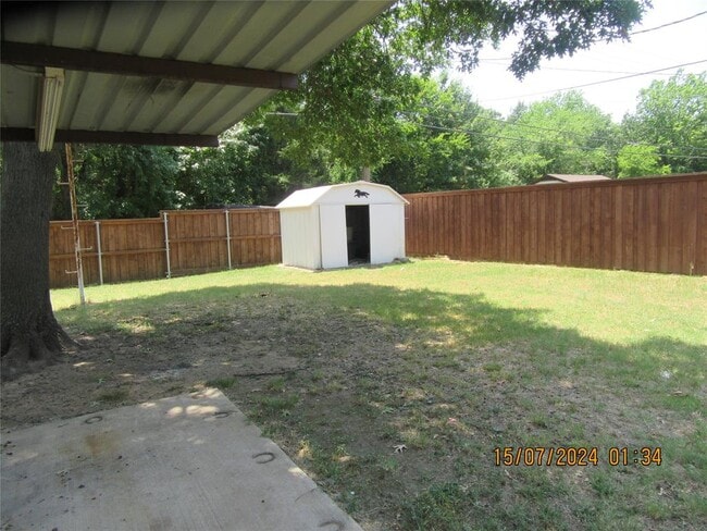 Building Photo - 224 Randy St
