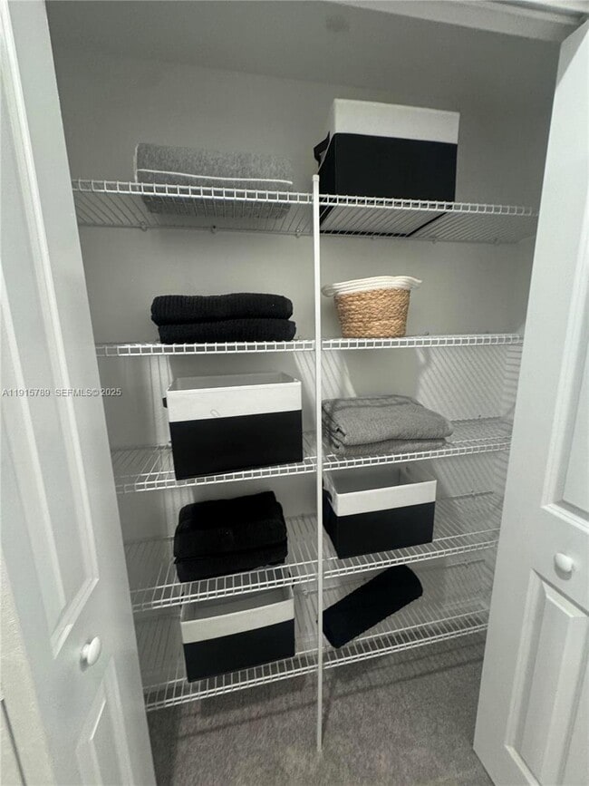 Building Photo - 2738 SE 24th Terrace