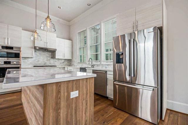 Building Photo - 9663 Kings Cross Station