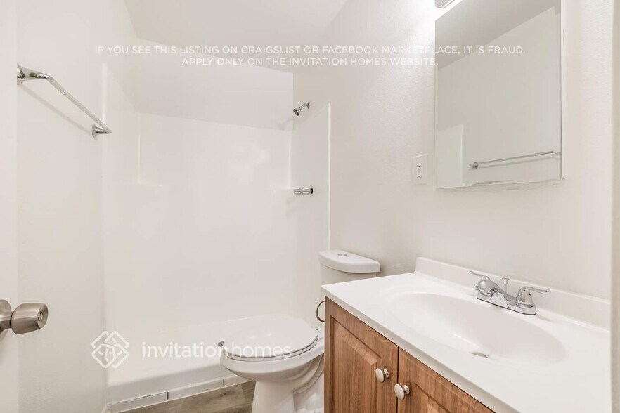 Building Photo - 3223 W Acapulco Ln