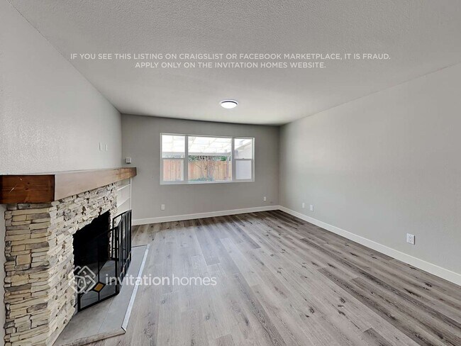 Building Photo - 2611 Barbera Way