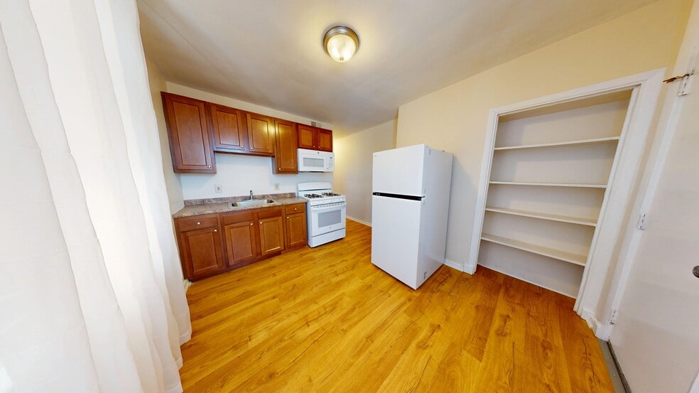 Building Photo - 7040 Monticello St