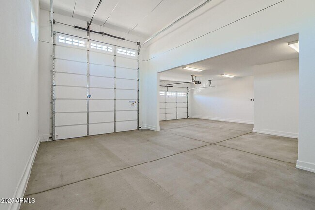 Building Photo - 24202 N 170th Ln