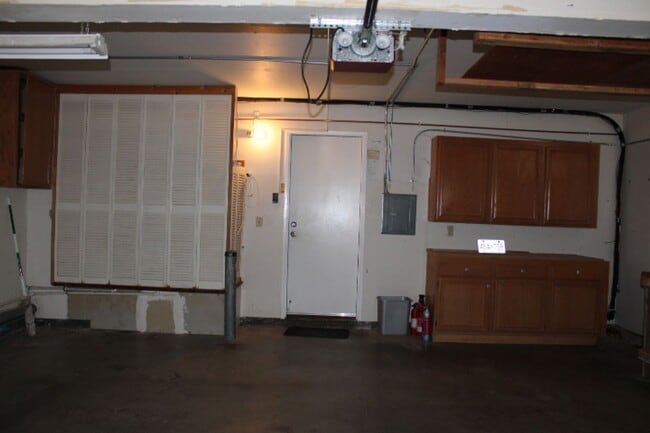 Building Photo - 151 Grenadine Way