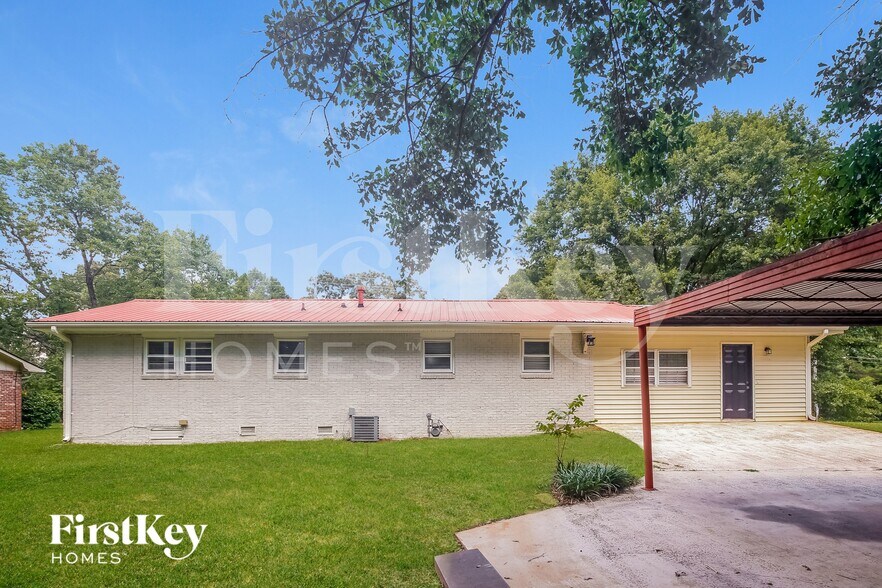 Building Photo - 2422 Chestnut Log Ln