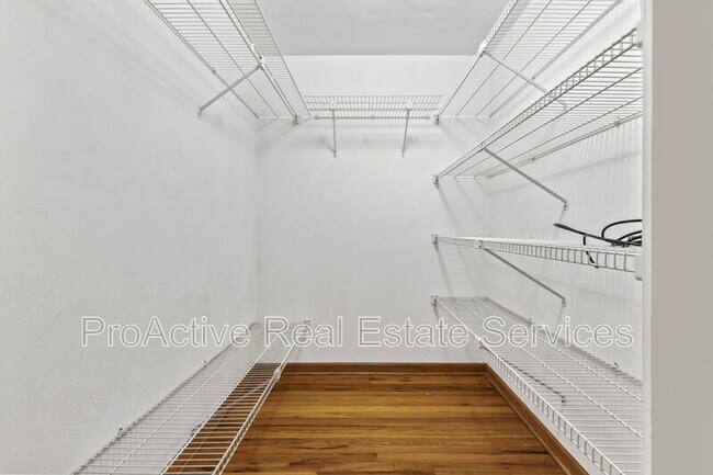 Building Photo - 442 New Jersey Ave