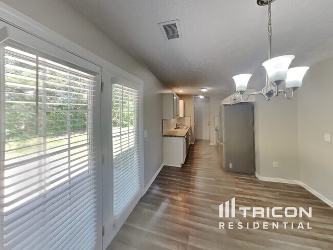 Building Photo - 1513 Destiny Dr