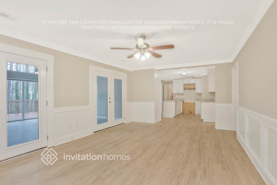 Building Photo - 2847 Bentwood Dr