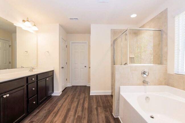 Building Photo - 4126 Cemkey Way Ct