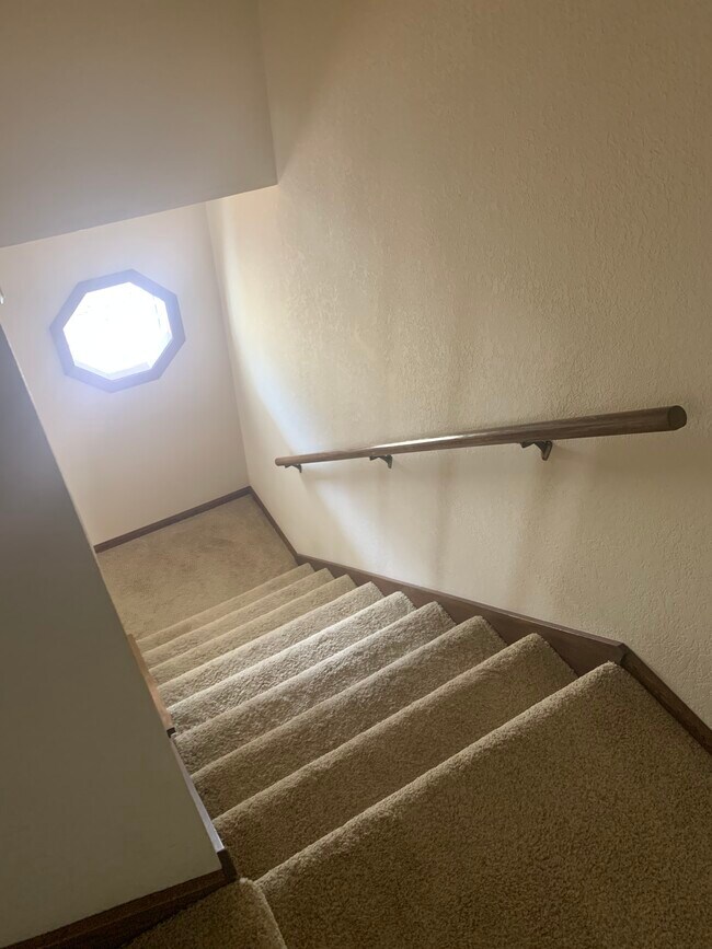 Building Photo - 4790 N 186th St