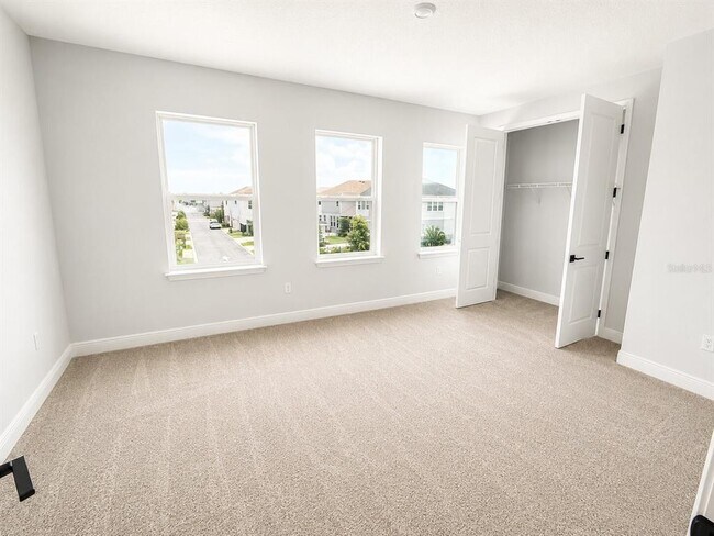 Building Photo - 13629 McMillan Dr