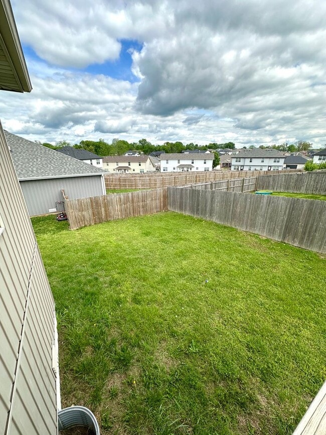 Building Photo - Comfortable 3 Bed Duplex in Convenient Ozark Location