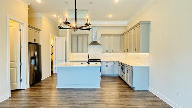 Building Photo - 205 Prairie Ln