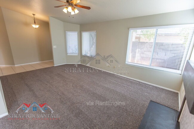 Building Photo - 4725 E Brown Rd