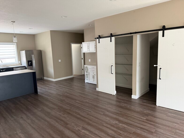 Building Photo - 3037 Bluestem Trl