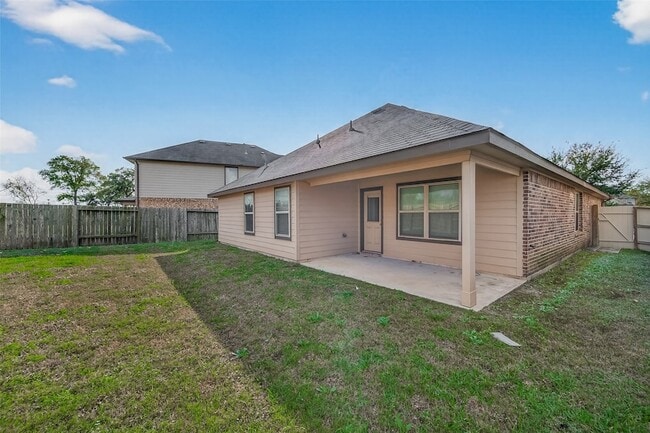 Building Photo - 12623 City Village Ln
