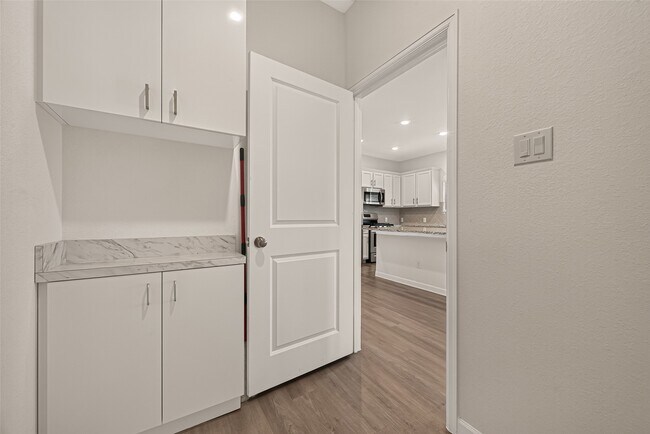 Building Photo - 3302 Driftwood Meadow Ln