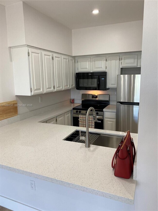 Building Photo - 1280 S Alhambra Cir