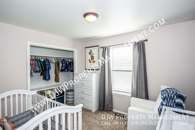 Building Photo - 11219 W Abram Dr